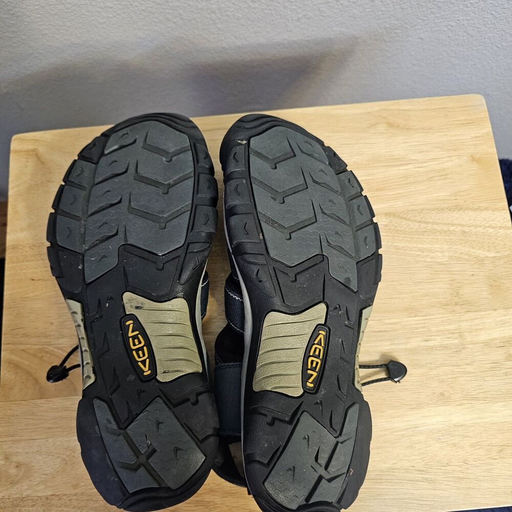 Keen Newport H2 Sandals Mens Size 13 Black Waterproof Outdoor Hiking Fishing S24 - Picture 4 of 8